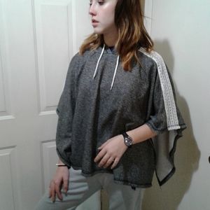 🌺 NWOT RAG Hooded Poncho Cover-up